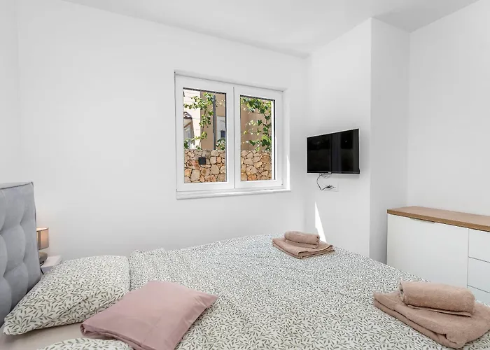 Antonija And Robert Apartment